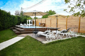 Pool Garden-Oaza
